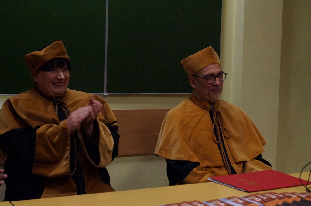 dziekan oraz kierownik katedry 