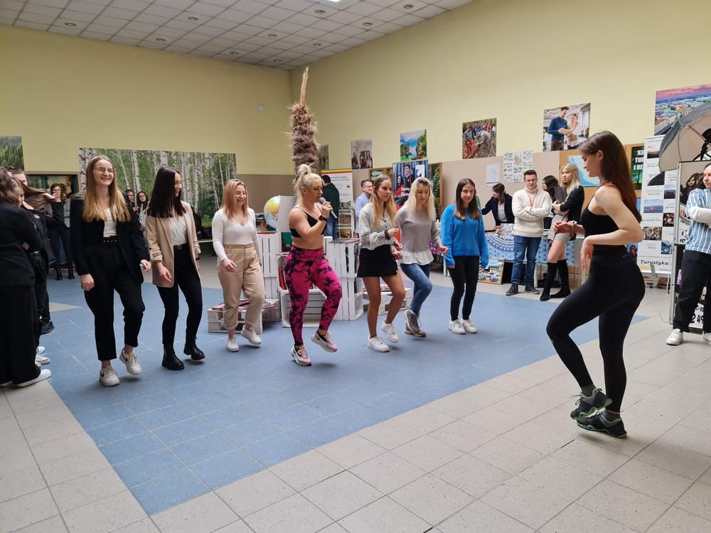 Patio Filii UŁ w TM