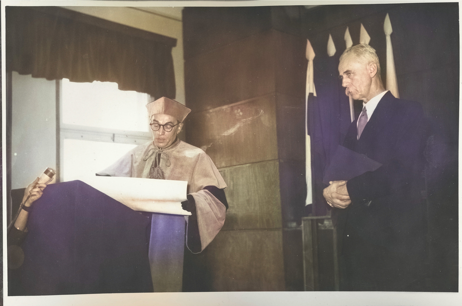 Nadanie doktoratu honoris causa Tadeuszowi Kotarbińskiemu.