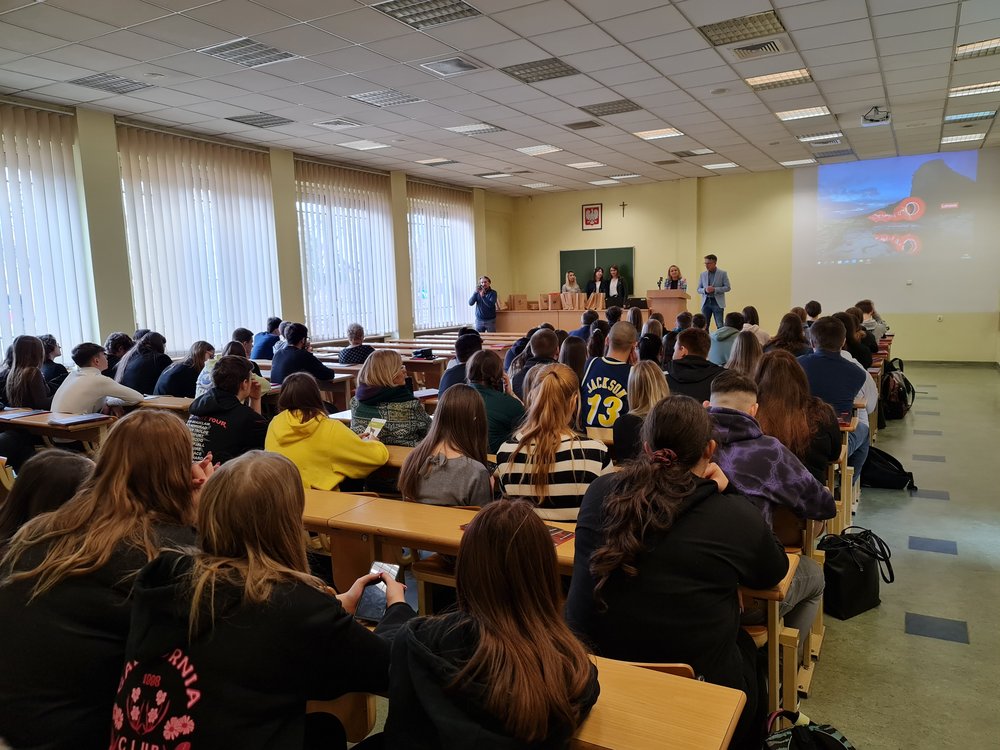 Na obrazku przedstawiona sala wykładowa